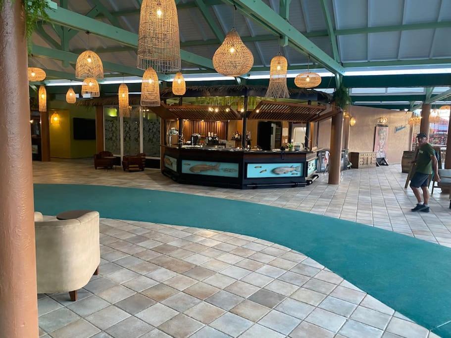 Katalea - Blue Dream, Plage, Piscine, Bar Grand-Bourg  Bagian luar foto
